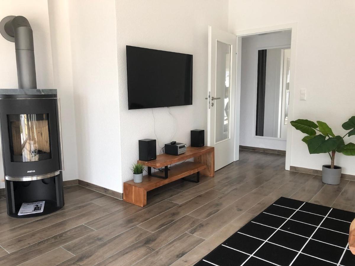 Ferienhaus Wattkieker Sehestedt  エクステリア 写真