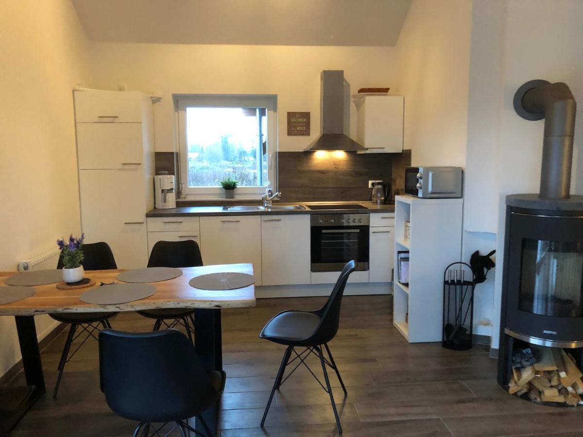 Ferienhaus Wattkieker Sehestedt  エクステリア 写真